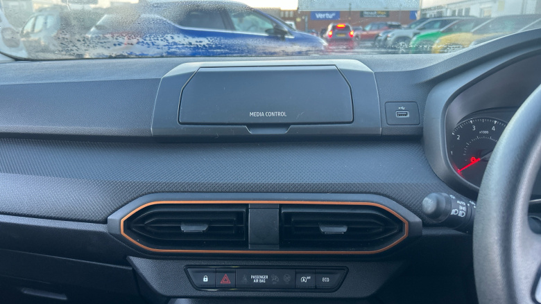 Dacia Sandero Stepway 1.0 TCe Essential 5dr Bi Fuel Hatchback